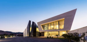 Fachadas ventiladas Bodegas Paniza