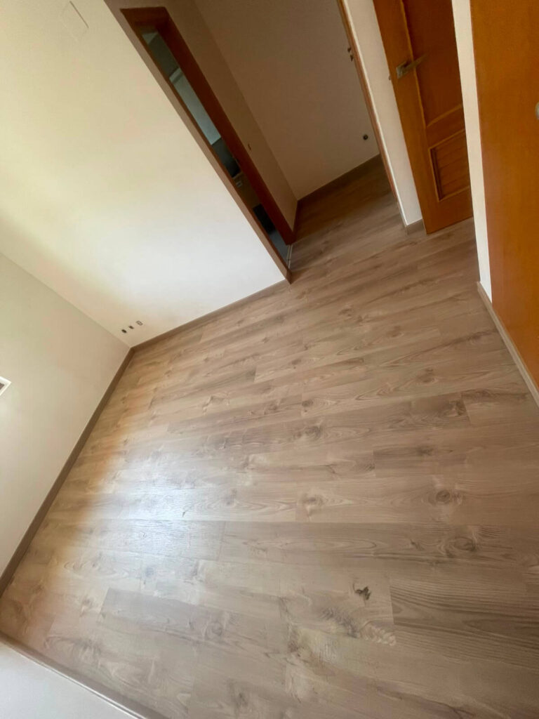 Reforma de Suelos - Parquet laminado - Valencia